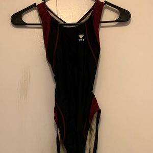 TYR One Piece